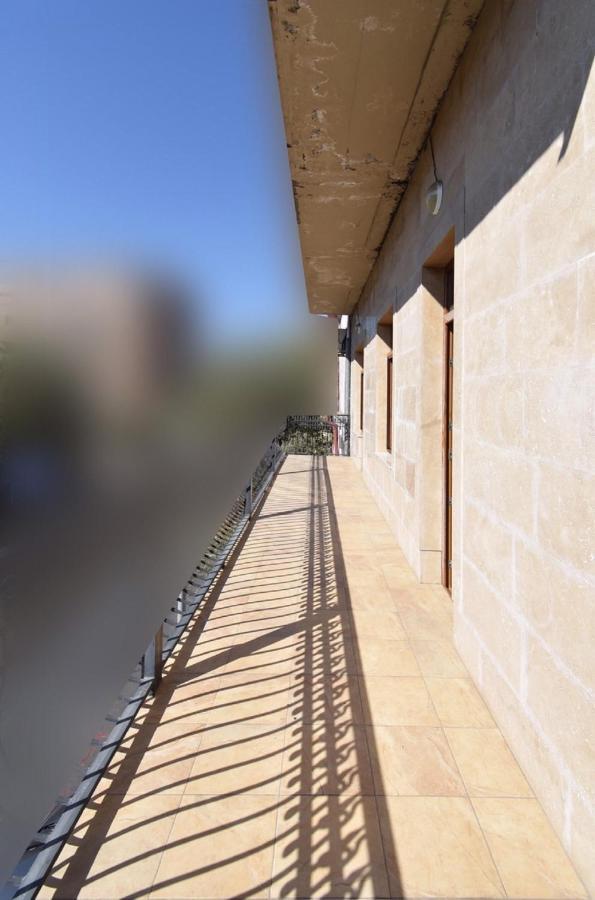Tumanyan street 3 bedroom Deluxe apartment with Large Balcony TM662 Yerevan Bagian luar foto